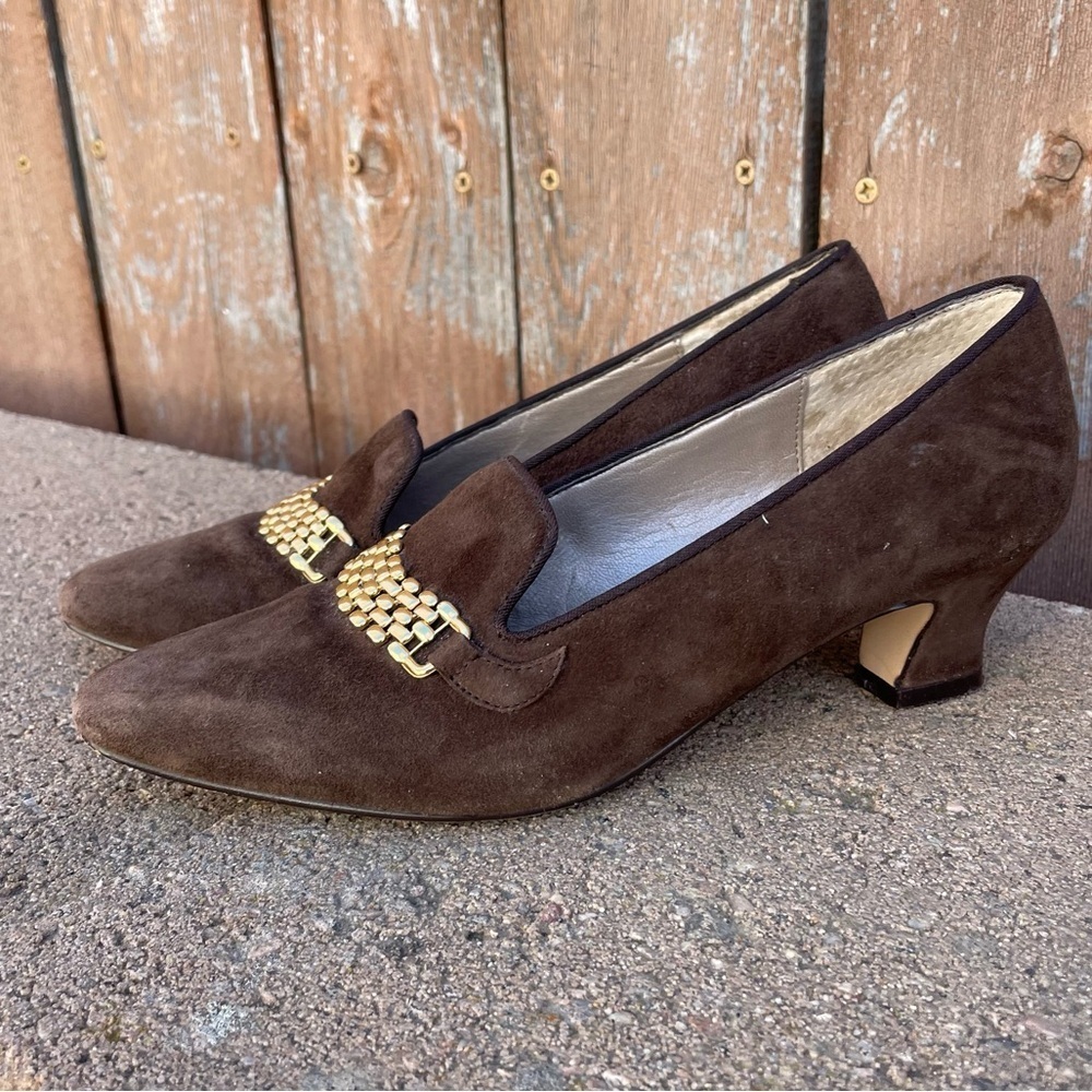 NATURALIZER Women’s Brown Leather Gold Buckle Pointed Toe Kitten Heel Size 5.5